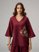 Maroon color option, Currently selected