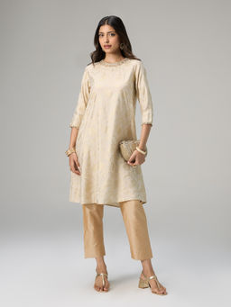 Gajra Gang - Brigade Bride Off White Gadhwal Foil Printed Embellished Neck Kurta
