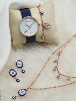 Joker and Witch - Joker & Witch Azul Eyes Love Stack (M)