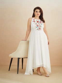 Miss Chase - A+ Curve Collection Plus Size Women's Off White Sleeveless Maxi Dress