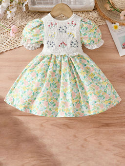 Hopscotch - Floral Print Casual Dress