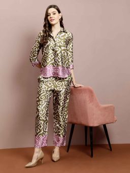 AAREIN - Women Green Polyester Printed Co-Ord (Set of 2)