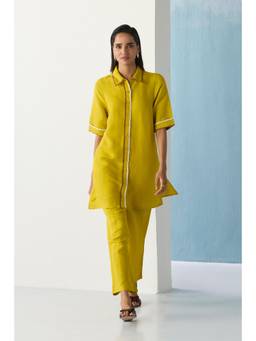 Ancestry - Green Ochre Straight-Fit Kurti