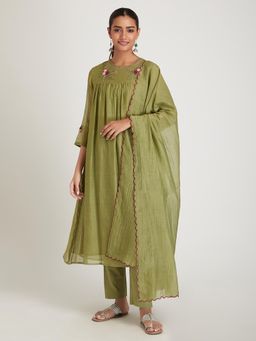 SHAABA CLOTHING - Green Zardozi Embroidered Kurta With Pant And Dupatta