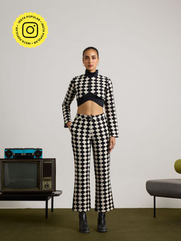 Muvazo - Black Loomed Layer Crochet Pant Co-Ord (Set of 2)