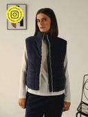 Navy Blue color option, Currently selected