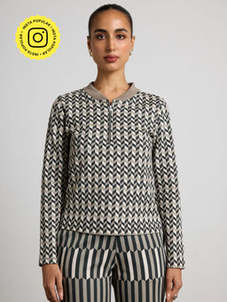 Muvazo - Black Artful Geo Zip 'up Top