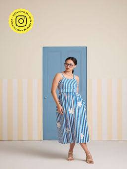 Muvazo - Skyline Petal Dress