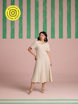 Muvazo - Stracciatella Crochet Dress