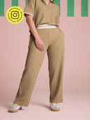Tan color option, Currently selected