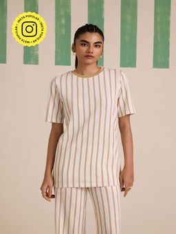 Muvazo - Latte Stride Sleeve Off White Top