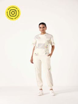 Muvazo - Cream Thread 'Talk Comfo Co-Ord (Set of 2)