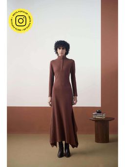 Muvazo - Cocoa Drape Maxi Dress