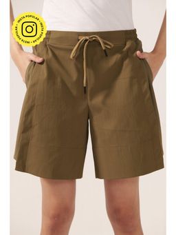 Muvazo - Olive High-Waisted Shorts