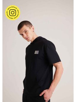 Muvazo - Essential Hooded Black T-shirt