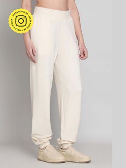 Muvazo - White Style It Up Buttermilk Joggers
