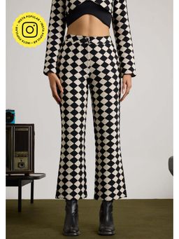 Muvazo - Multi-Colour Loomed Crochet Pant