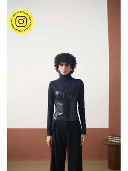 Muvazo - Black Nylon Solidlain Fitted Top