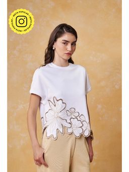 Muvazo - Ivory Applique Embroidered Top