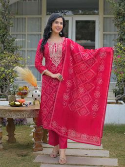 Vaamsi - Women Red Silk Blend Embroidered Kurta with Trouser and Dupatta