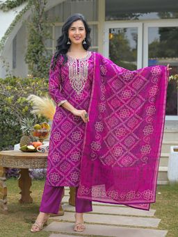 Vaamsi - Women Purple Silk Blend Embroidered Kurta with Trouser and Dupatta