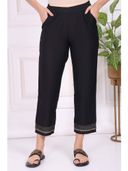 Black color option, Currently selected
