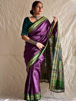 Sundarii - Ghangor Handwoven Ikat Saree without Blouse