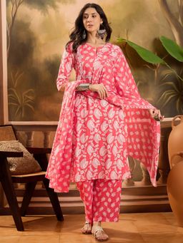 Vastramyaa - Peach and White Floral Printed Kurta with Palazzo and Dupatta (Set of 3)