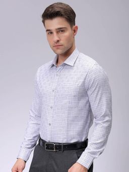 The Indian Garage Co - Men Slim Fit Checks Full Sleeves Cutaway Collar Formal Shirt