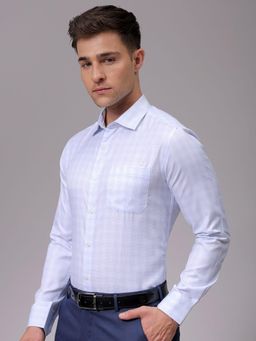 The Indian Garage Co - Men Slim Fit Stripes Full Sleeves Cutaway Collar Formal Shirt