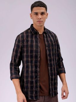 The Indian Garage Co - Men Slim Fit Checks Full Sleeves Cutaway Collar Casual Shirt