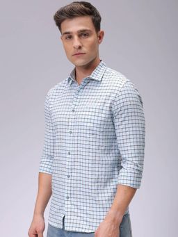 The Indian Garage Co - Men Slim Fit Checks Full Sleeves Cutaway Collar Casual Shirt