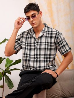 The Indian Garage Co - Men Checks Half Sleeves Cuban Collar Shirt