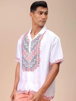 The Indian Garage Co - Men Slim Relaxed Indie Printed Half Sleeves Cuban Collar Casual Shirt