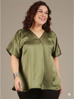 THE PINK MOON - Classic Olive Front Pleat Top