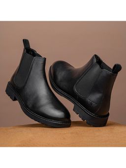 Red Tape - Men Solid Black Chelsea Boots