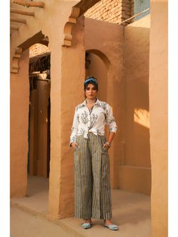 Keva Clothing - Women's Off White Floral Printed Shams Shirt And Pant