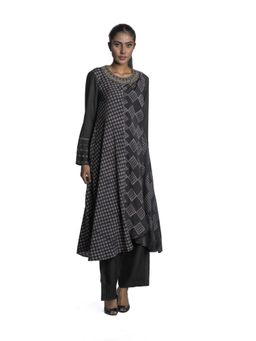 Krishna Mehta - Black Chanderi Printed Long Kurta (Set of 2)
