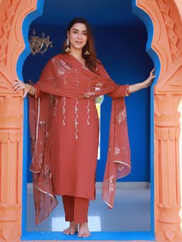 Baisacrafts - Heer Red Hand Embroidered Silk Kurta and Pants with Dupatta (Set of 3)