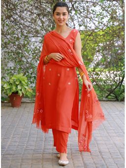 Baisacrafts - Heer Red Hand Embroidered Silk Kurta and Pants with Dupatta (Set of 3)