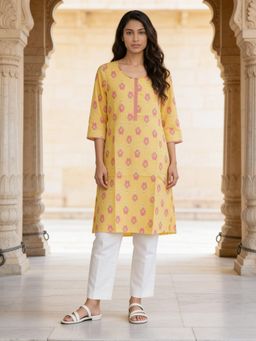 Rangita - Women Yellow Printed Kurta