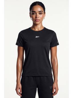Reebok - Men Black T-Shirt