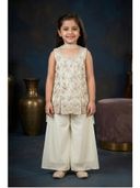 Off White color option