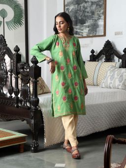 House of Chikankari - HOC Crafts Embroidered Woven Long Kurta