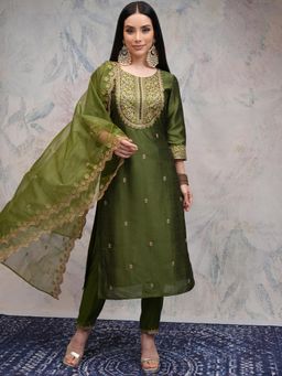 VISHUDH - Women Green Embroidered Kurta with Pant & Dupatta (Set of 3)