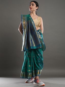 Akhilam - Women's Silk Blend Green Woven Design Handloom Saree with Unstitched Blouse