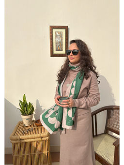 Thee Modern Roots - Women Celestial Rotation Cotton Stole Green