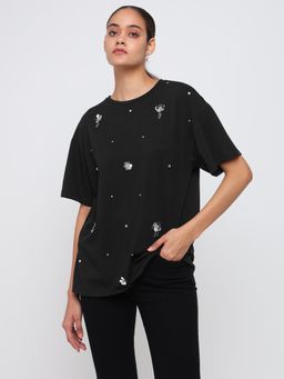 Cover Story - Embellished Black Oversized T-shirt