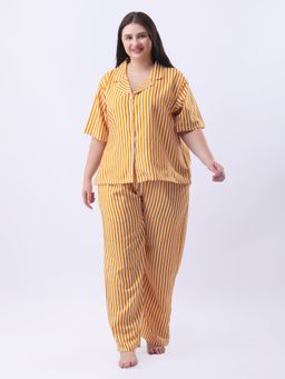 Qurvii - Yellow Notch Collar Shirt with Pant