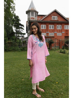 URZUV - Hand Embroidered Powder Pink Cotton Kurta